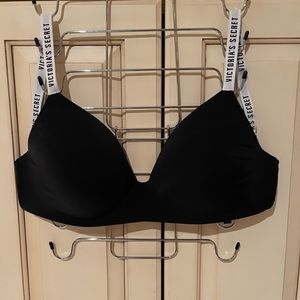 Victoria’s Secret T-shirt Bra